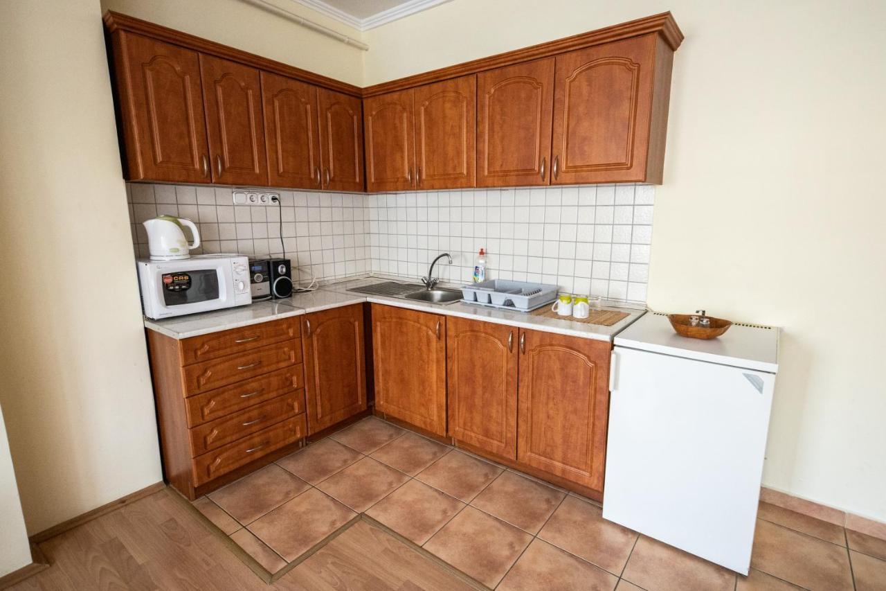 Elit Apartman Leilighet Debrecen Eksteriør bilde